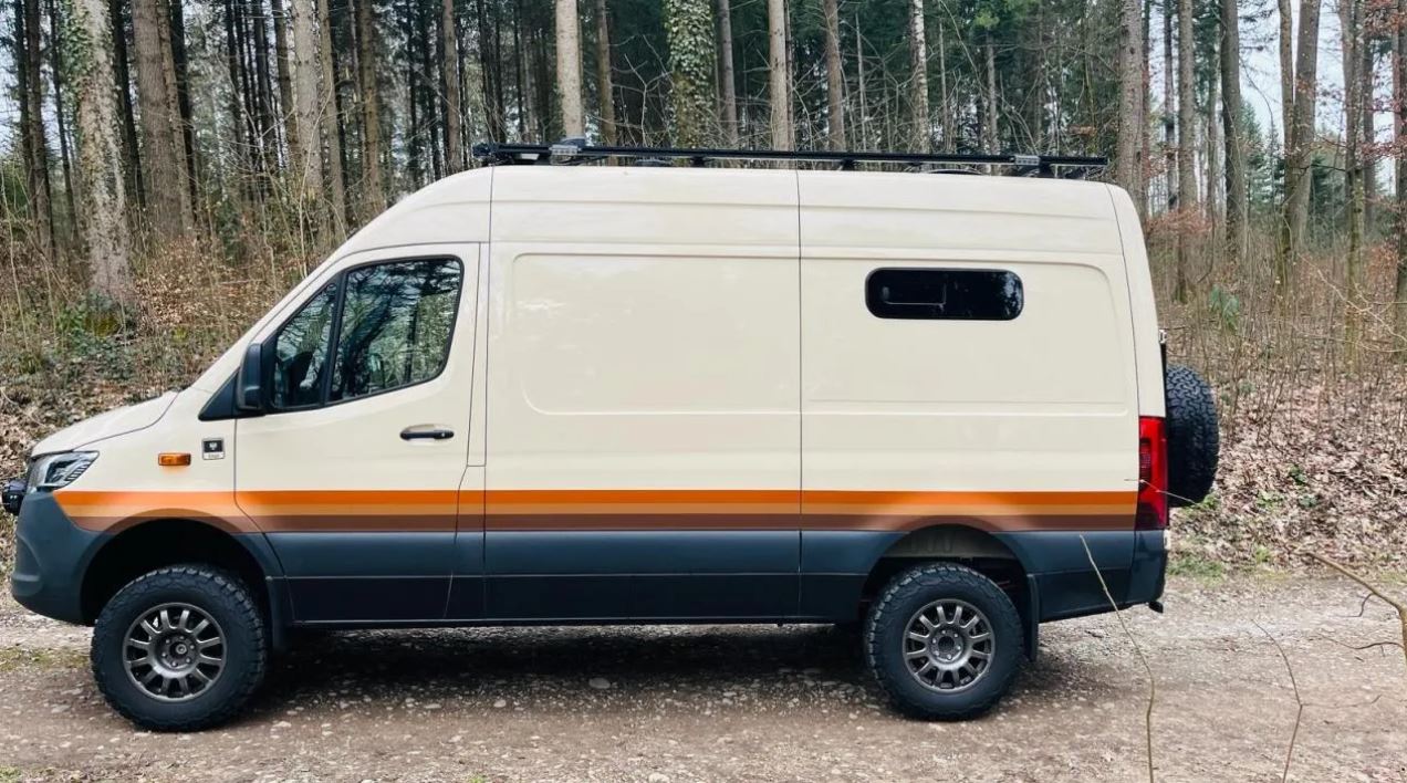 Vehicule #57704 - Mercedes-Benz Sprinter 9G-Tronic Premium 4x4 Van 5