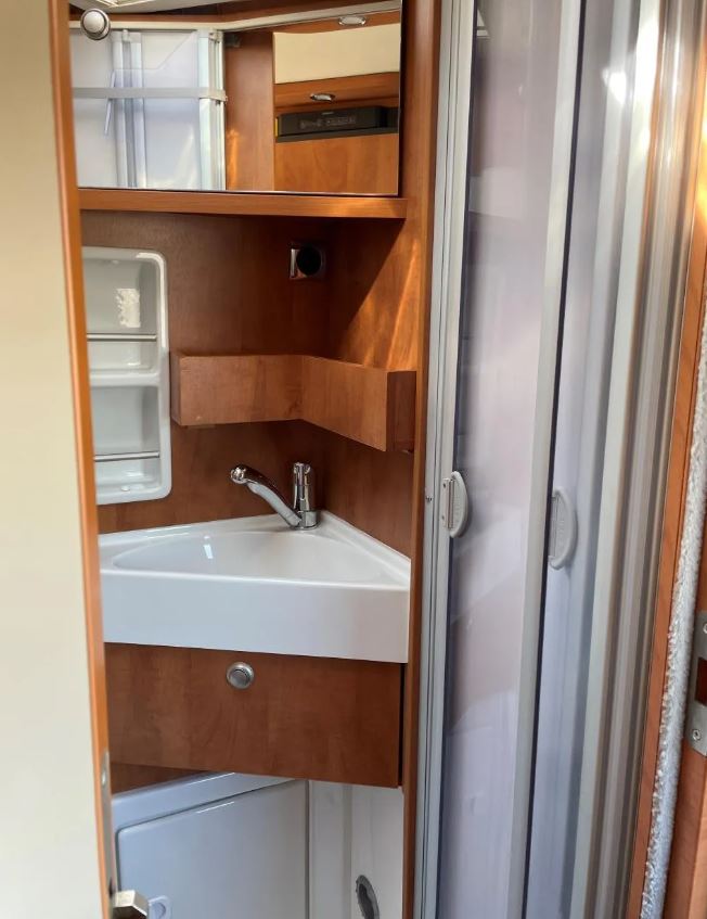 Pojazd #89801 - Carthago Malibu Van 640 LE 40 Fiat 21