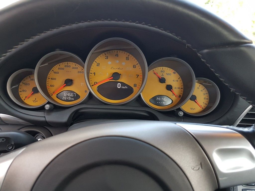 Pojazd #70283 - Porsche 911 Turbo 6