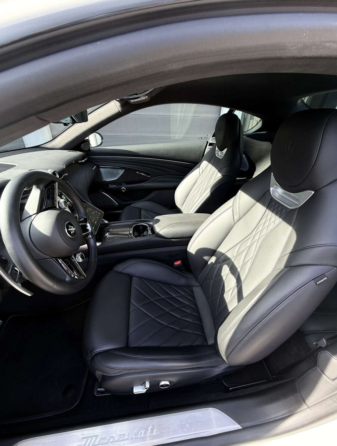 Pojazd #69018 - Maserati GranTurismo Modena 6