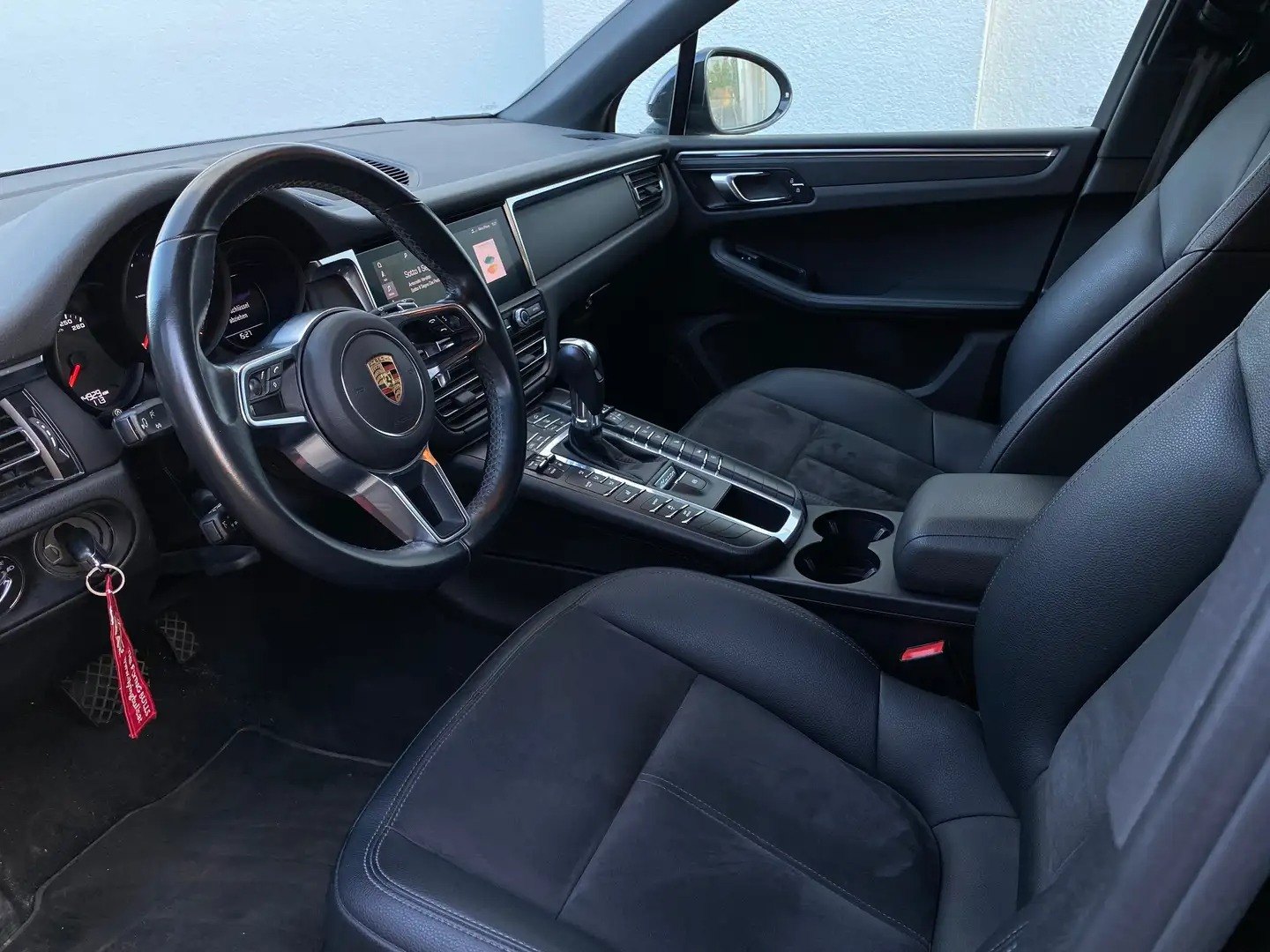 Vehicule #10109 - Porsche Macan 9