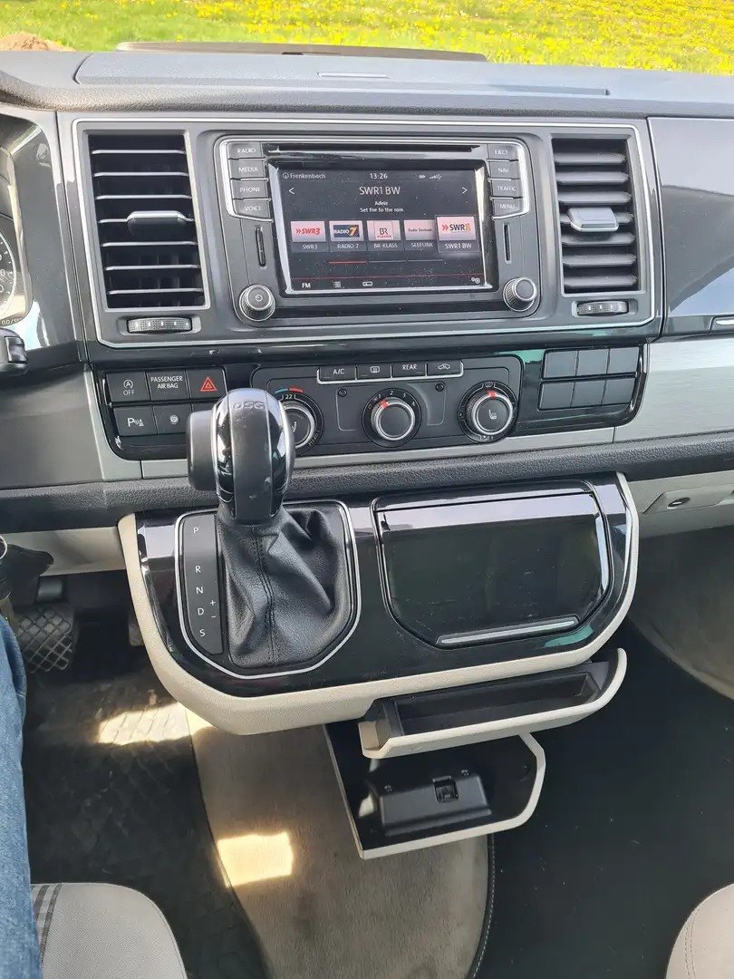 Veicolo #10120 - Volkswagen T6 California Coast DSG Bear-Lock 16
