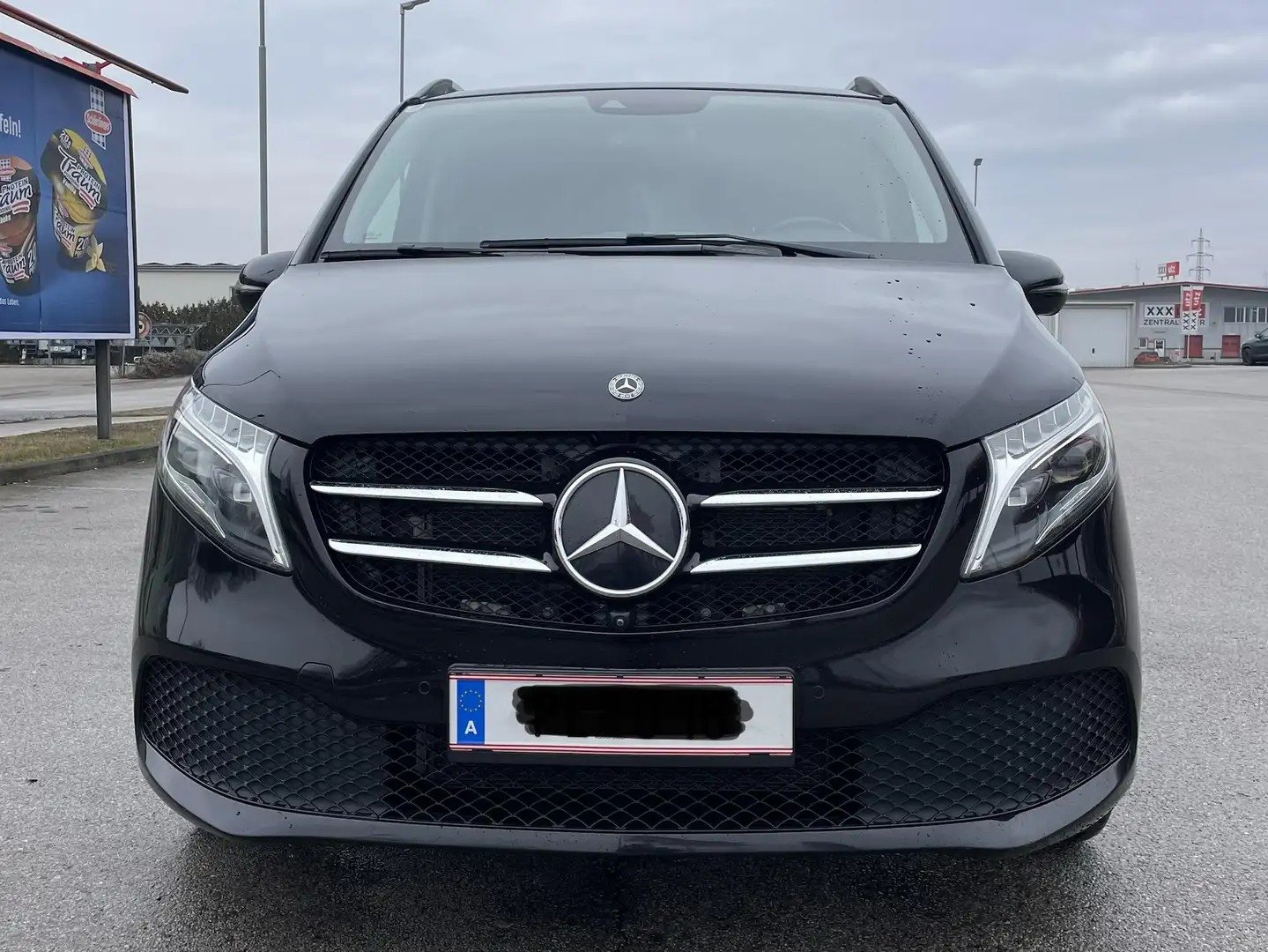 Vehicle #10121 - Mercedes-Benz V 250 d Kombi 4MATIC lang Avantgarde 2