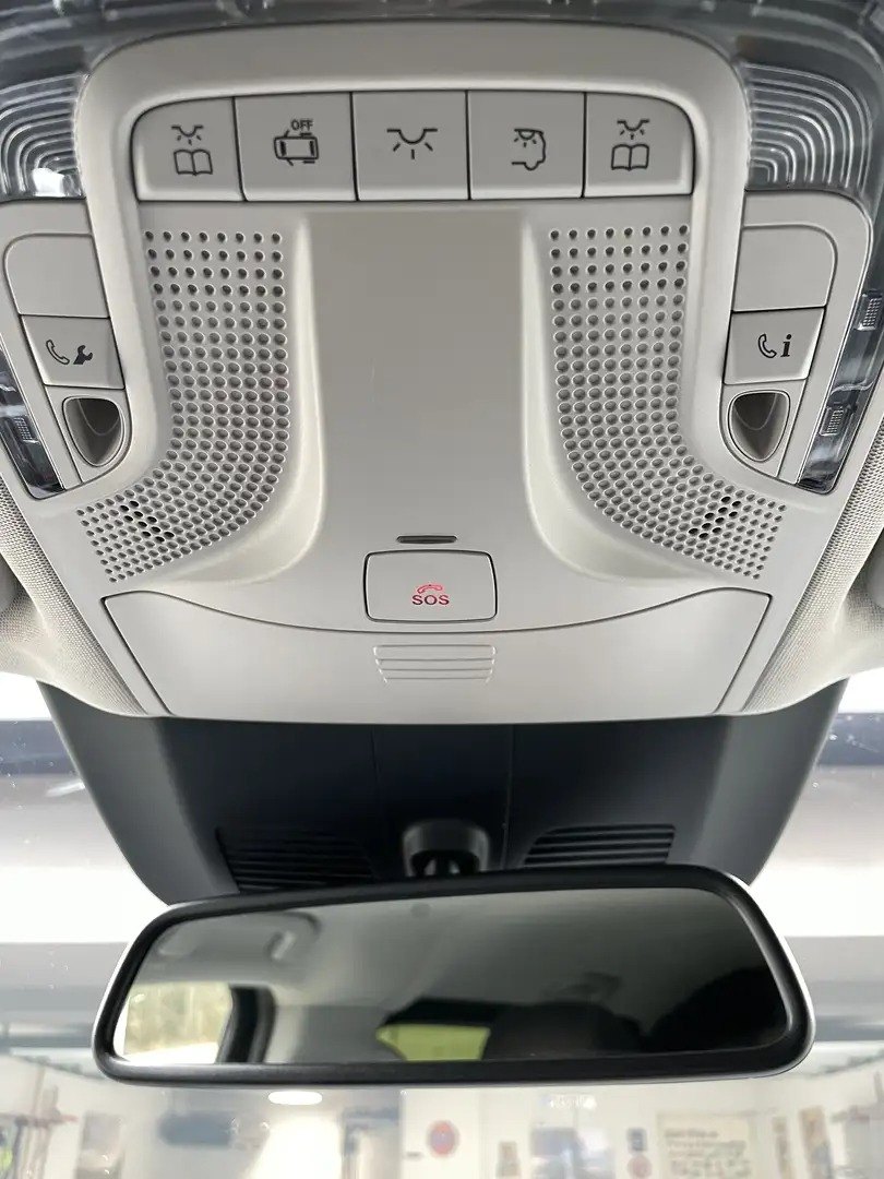 Vehicle #10121 - Mercedes-Benz V 250 d Kombi 4MATIC lang Avantgarde 18
