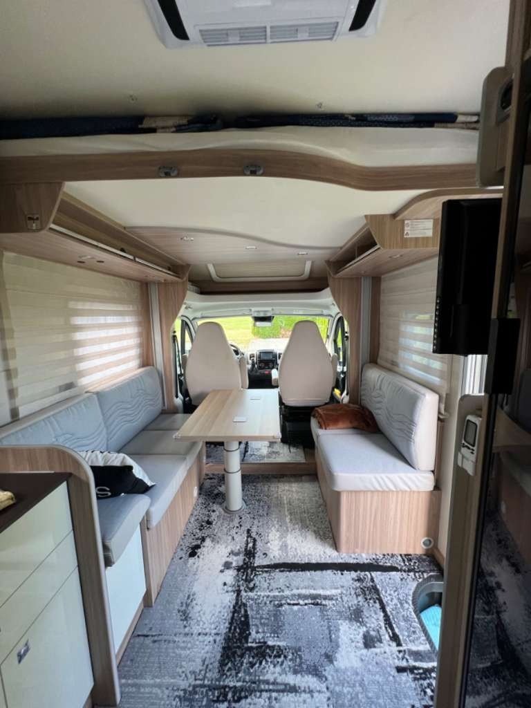 Vehicule #10101 - Bürstner Delfin IT 680 G 6