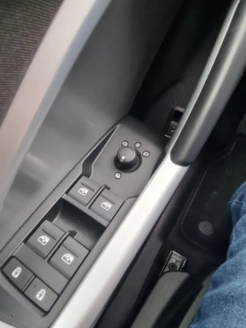 Pojazd #10102 - Audi Q3 35 TFSI S-Tronic S-line 13